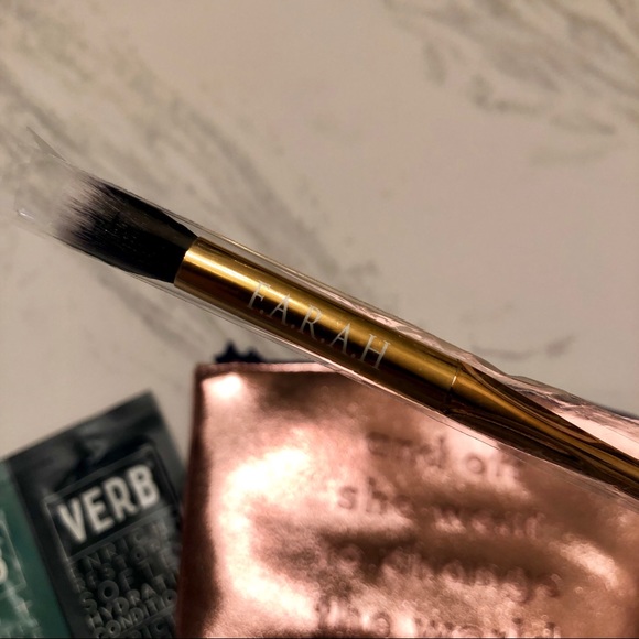 SOLD▪️NWT MAKEUP BEAUTY BUNDLE - Picture 7 of 8